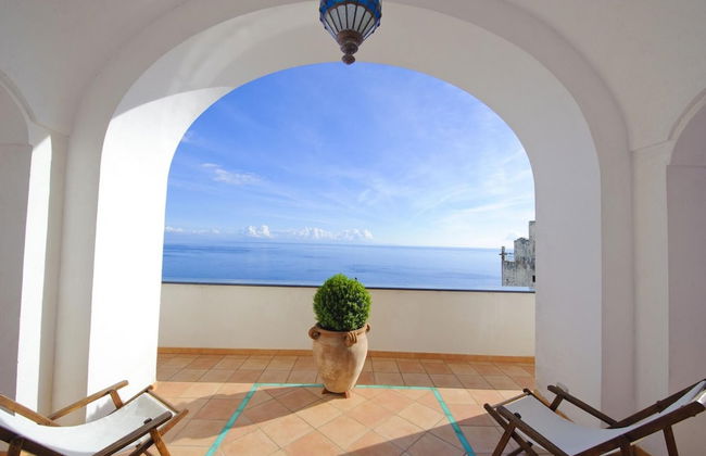 Casa Elena - In the Center of Praiano Parking Panoramic Hot tub - Photo 8