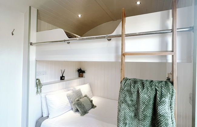 Erw Glas Glamping and Camping - Photo 66