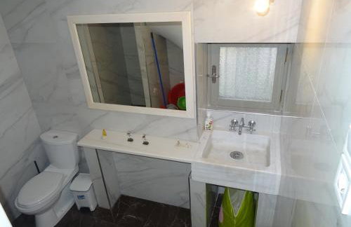 FOTIS HOUSE - Photo 29