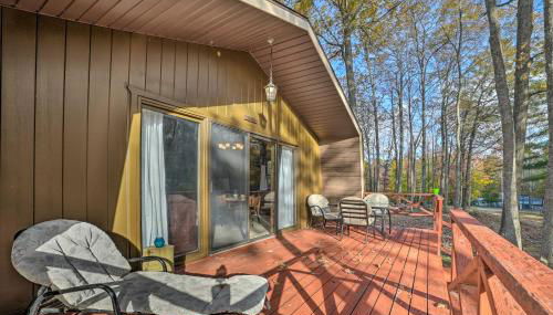 Less Than 3 Mi to Higgins Lake Roscommon Cabin with Deck - Foto 2