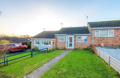 2Bed Bungalow, Free Netflix, Prime, Disney, WiFi, Private Parking - Foto 19