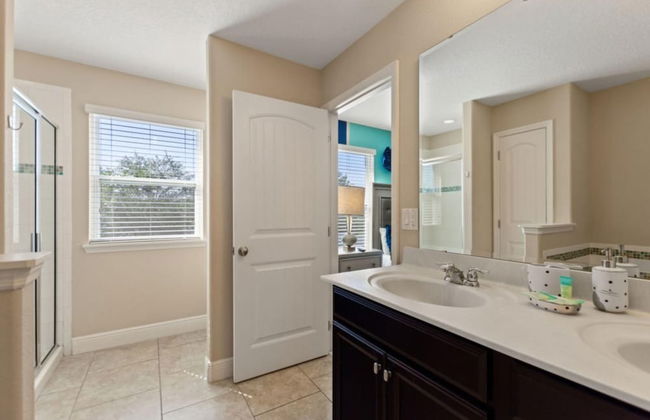 The Cinehaven at Solterra by Shine Villas 407 - Foto 6