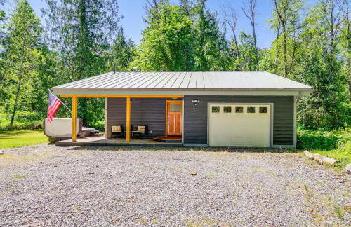 Deck, Hot Tub and Views Sleek Getaway in Index! - Foto 28