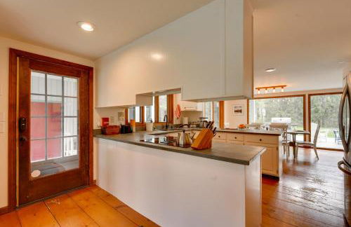 Mendon Home with Hot Tub, Fire Pit and Near Skiing! - Foto 8