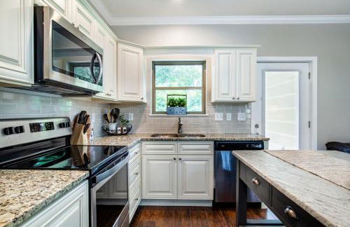 Elegant End Condo Fireplace Community Amenities - Foto 13