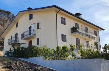 Cozy apartment in Pizzoferrato 55 m² with mountain view - Photo 3