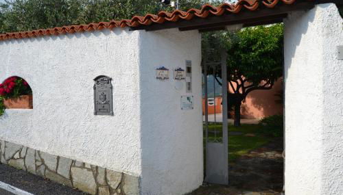 Azienda Agrituristica Villa Arianna - Photo 3, Garden view