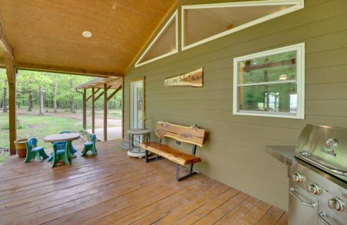 Bullfrog Bluff Mountain View Cabin with Deck! - Foto 26