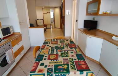 Luminoso alloggio vista mare, comodo alla spiaggia - Foto 16