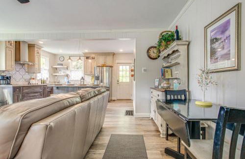 Lavish House with Patio - 2 Blocks to Green Lake! - Foto 8