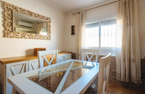 Villa Oasis Los Naranjos con jacuzzi 15 min Sevilla - Foto 21