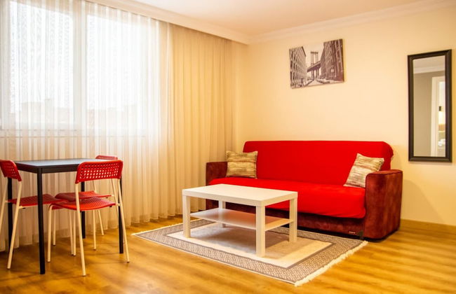 Colorful and Central Flat Near Kulturpark Izmir - Foto 1