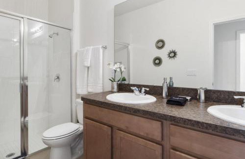 Amazing 4 beds with private pool near Disney - Foto 71