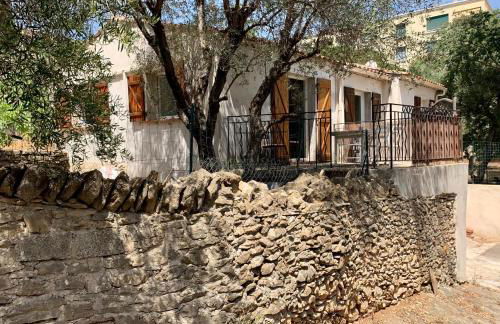 Villa au calme avec jardin, parking, clim, proche de tout ! - Foto 16