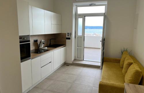 Seafront Studio-Apartment - Photo 9