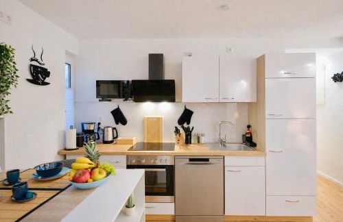 Modernes Apartment für Geschäftsreisende und Paare - WLAN - Parkplatz - Nespresso - zentral - Foto 5