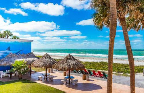 5 min Beaches~Mini Golf~Pool Table~Pets~KING BED + - Foto 49