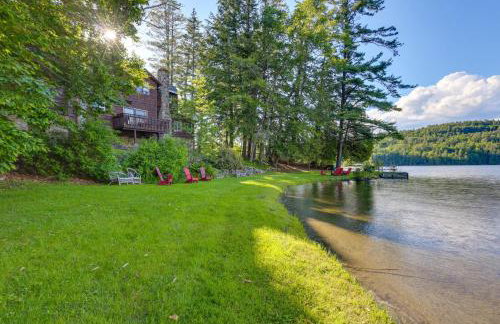Expansive Eagle Lake Escape w/ Boathouse + Beach - Foto 2