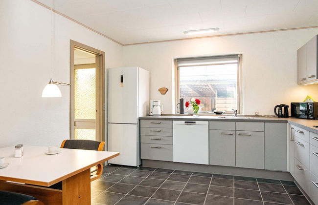 8 Person Holiday Home in Struer - Foto 7