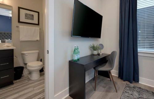 New Lux Townhome 6 mins to DT Rooftop Sleeps 12 - Foto 42