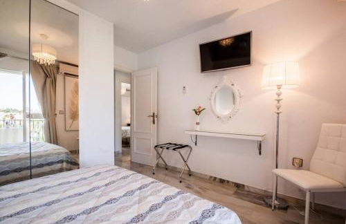 Apartamento con piscina cerca del golf en Atalaya - ATALAYA DEL GOLF 31 - Photo 2