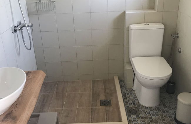 Absolute Villa by Stylish Stays - Photo 63