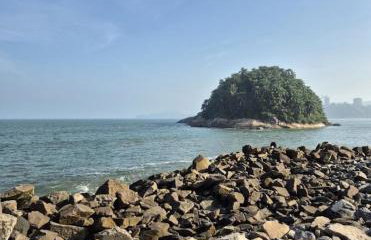 Apartamento Charmoso na frente da praia - Foto 35