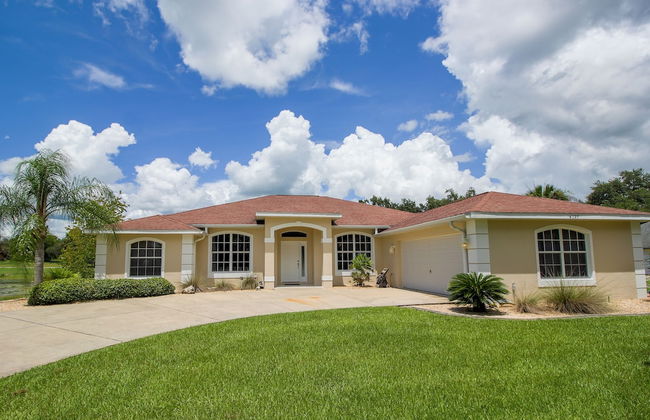 Spacious Modern Pool Home, Family & Golf Trips - 4727 4 Bedroom Home by RedAwning - Foto 18
