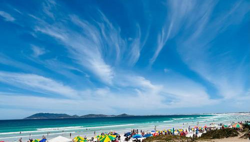 Lar da Beta Em Cabo Frio à 300m da Praia do Forte! - Foto 3