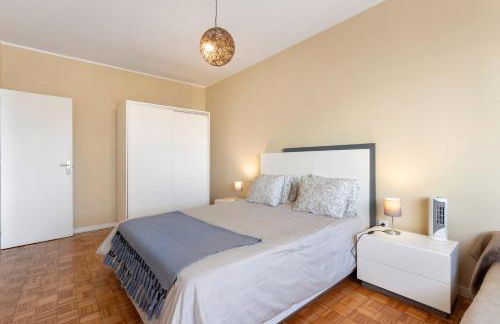 Destiny Oporto - Foto 10