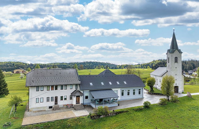 Holy Harmony Suites Apartments - Foto 1