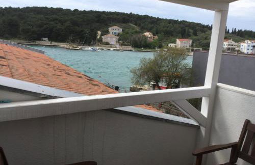 Prvinski Akvarel - Foto 24