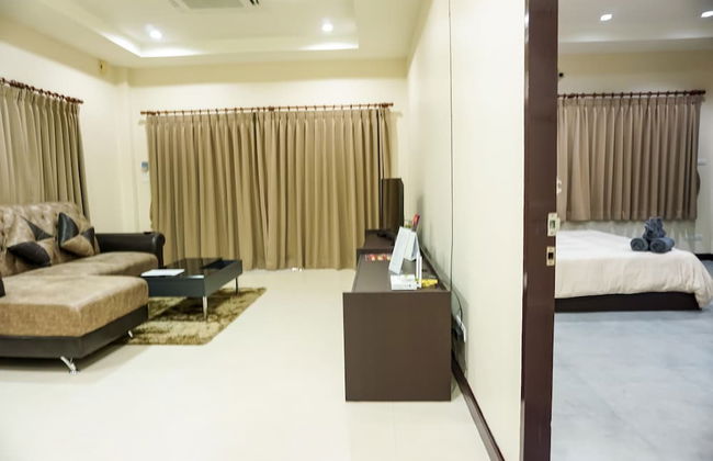 Family Villa Iona with Private Pool - Photo 36