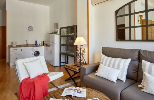 Lodgingmalaga Plaza de la Constitución - Photo 40