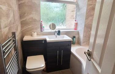 Sittingbourne, Kent - Photo 18