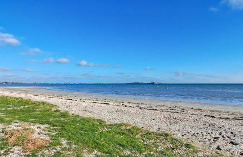 Cozy Home In Quettehou With Wifi - Foto 37