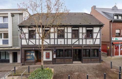 Deine Bude - 4 Doppelzimmer, 2 Bäder, Küche - Photo 18