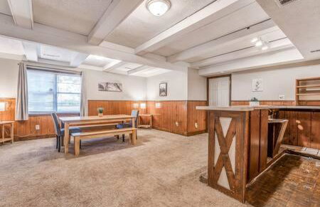 Minutes from the Airport - Wonderful Warrington - Photo 60