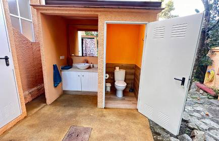 Casa con jardín a 45 metros de la playa. ES. - Foto 44