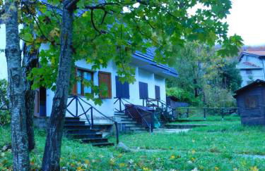 Graziosa Casetta Con Camino In Pietra e Giardino - Foto 20