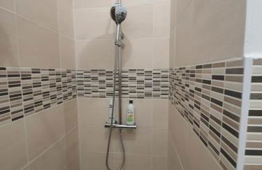 "Le Petit Paradis" au Centre Ville d'Oyonnax - Foto 18