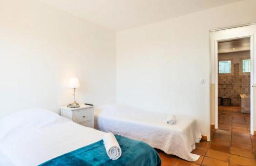 Résidence Villa 5 Chambres, Sauna, Piscine Et Vue Mer. - VILLA 5 chambres, sauna, piscine et vue mer. MAE-2513 - Foto 29