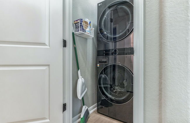 Retreat in Bouldin Creek Walkable to Restaurants - Photo 14