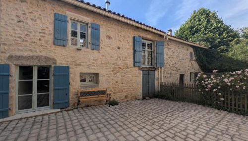 Home in Nanteuil-en-Vallée - Foto 1