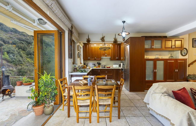 Troodos Riverside Cottage - Photo 26