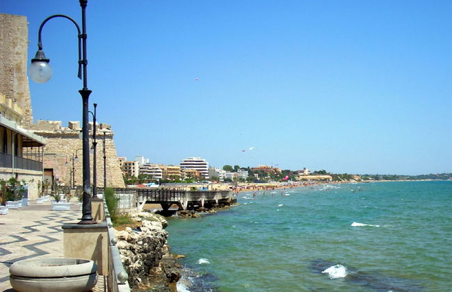 The Wisteria Apartment Near to Main Beach - Foto 25