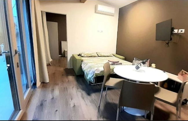 Apartment in Iseo With Pool - Photo 4