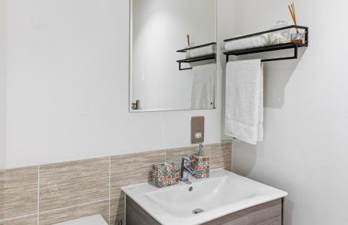 1BR City Apt Nr Arena,Attractions&Wifi - Foto 14