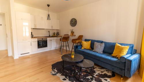 *NEU* 2 Zi, offene Küche, Balkon - Photo 2