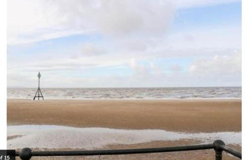 #94 Lux Crosby Gardens Apartment - 10 mins to Crosby Beach - Sleeps 4 - " Perfect for Business travelers and Small Families - Free Parking" - Foto 22